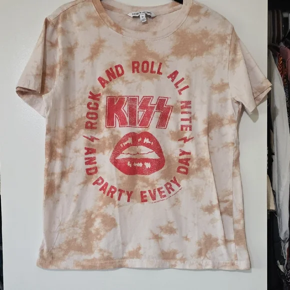 KISS Band Rock N Roll All Night Tan Red Graphic Tee Unisex Medium - Picture 2 of 6